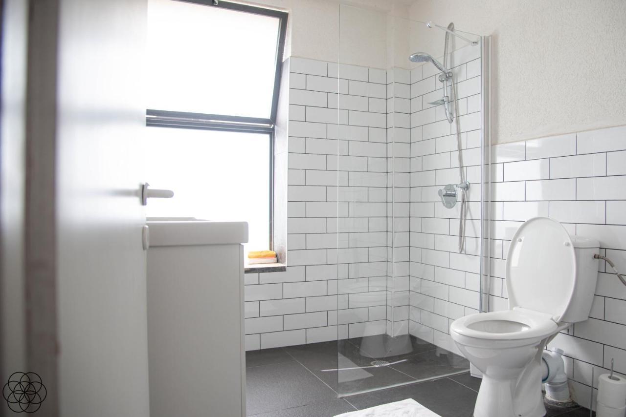 Beach Apartments North Jaffa - By Bookiz Tel Aviv Ngoại thất bức ảnh